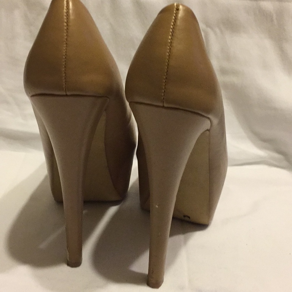 Tan platform heel - Picture 5 of 6